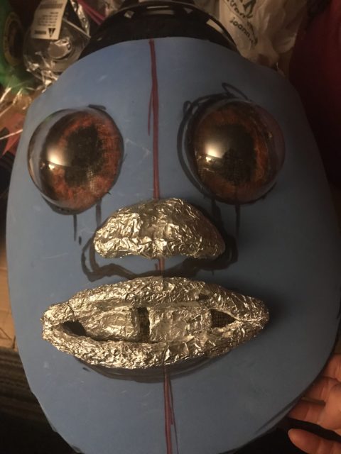 Ewok face mask with foil structure for nose and mouth